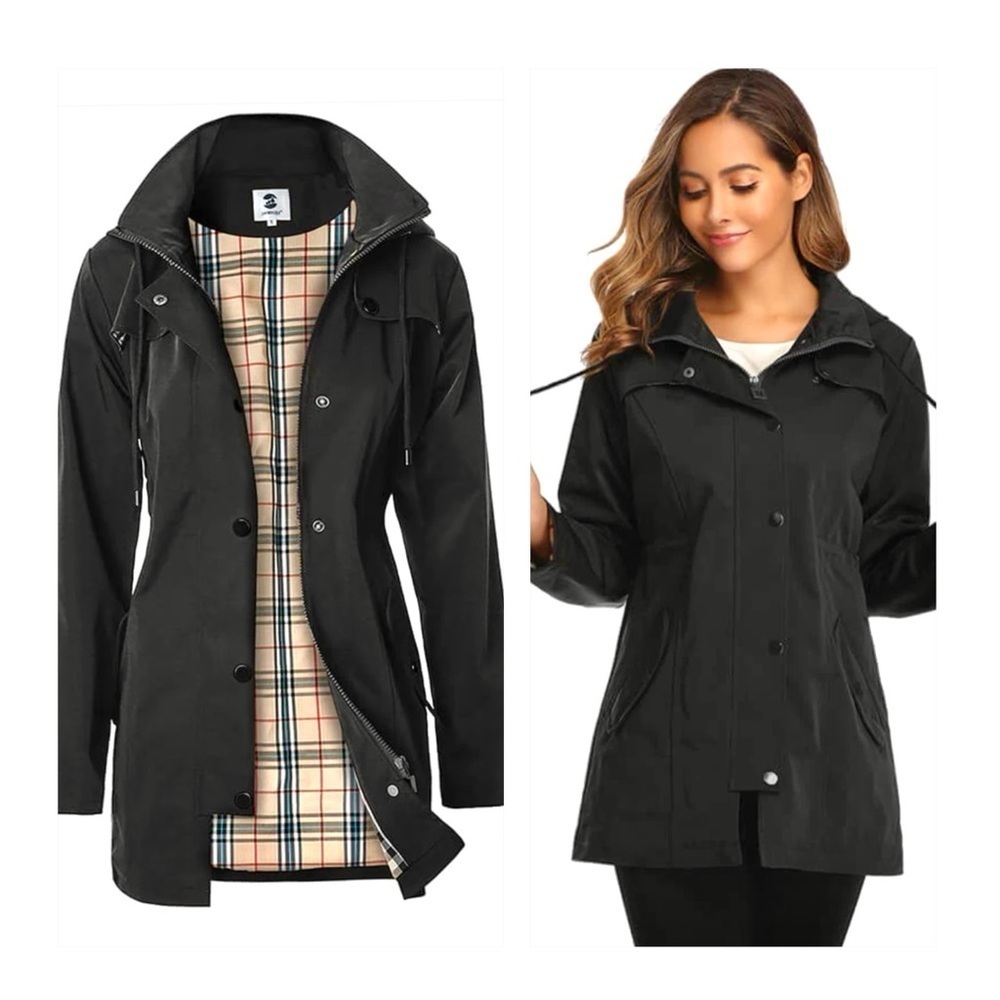 Women’s Black Hooded Trench Coat with Plaid Lining